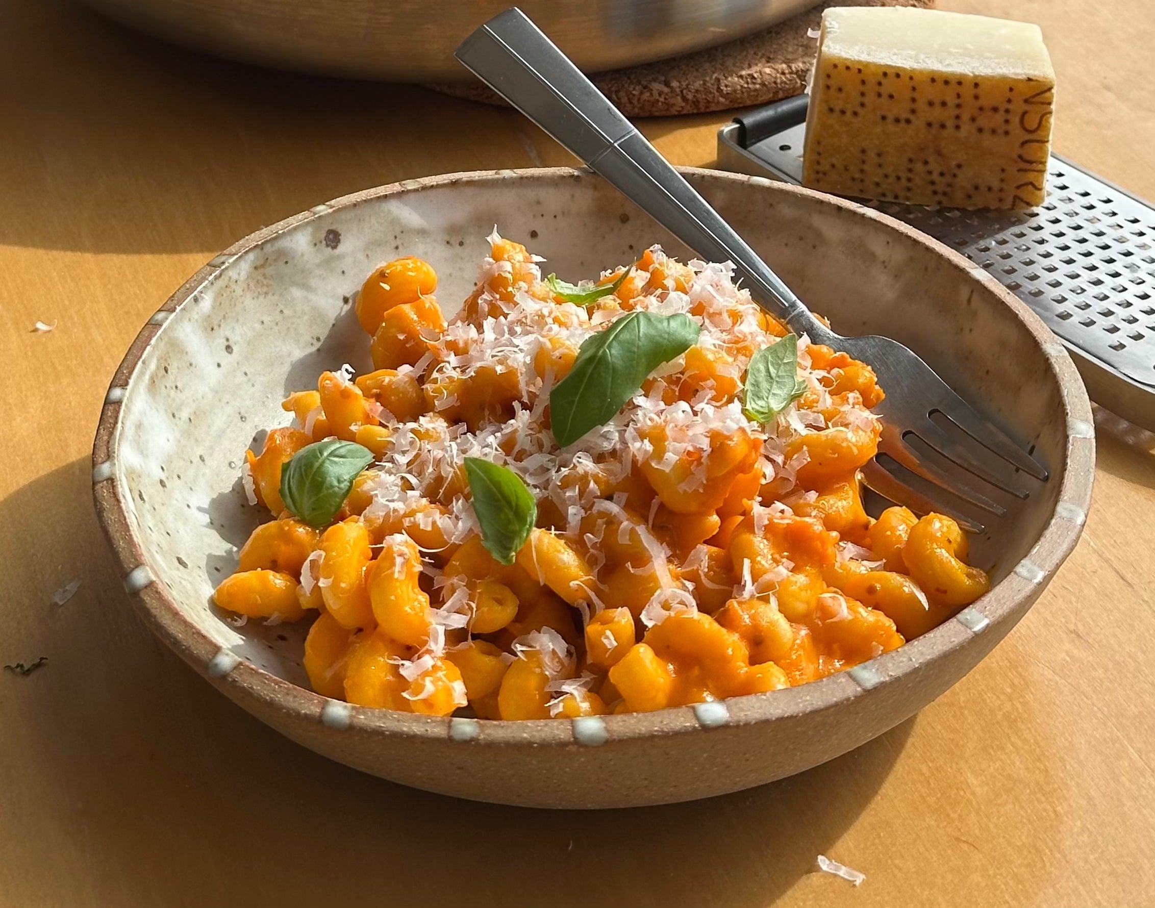 Sungold Tomato Curly Mac